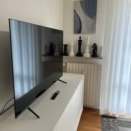 Spazioso In Centro Пьяченца