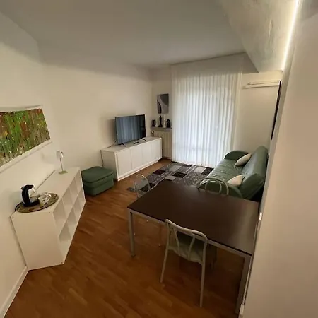 Spazioso In Centro Piacenza