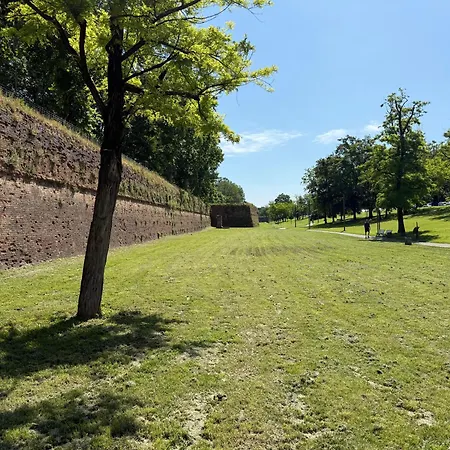 Spazioso In Centro Διαμέρισμα