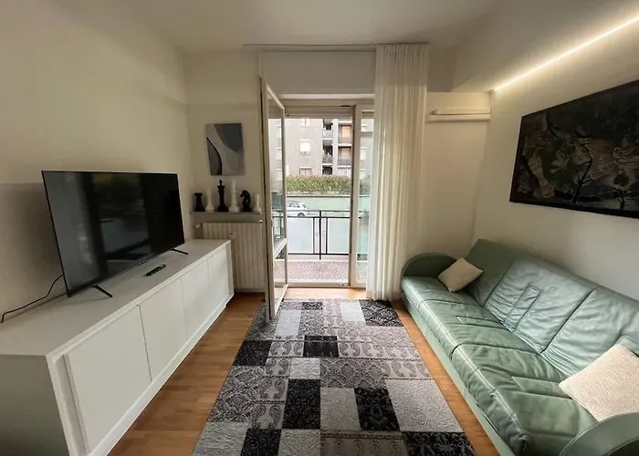 Daire Spazioso In Centro Piacenza