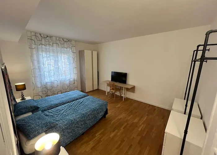 Spazioso In Centro Piacenza