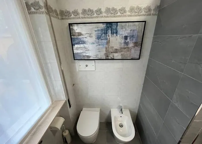 Spazioso In Centro Lägenhet *