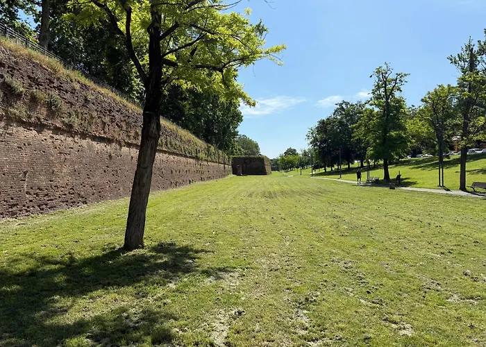 Spazioso In Centro Lägenhet